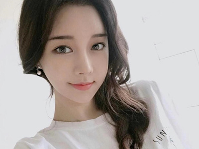 ����˿�����